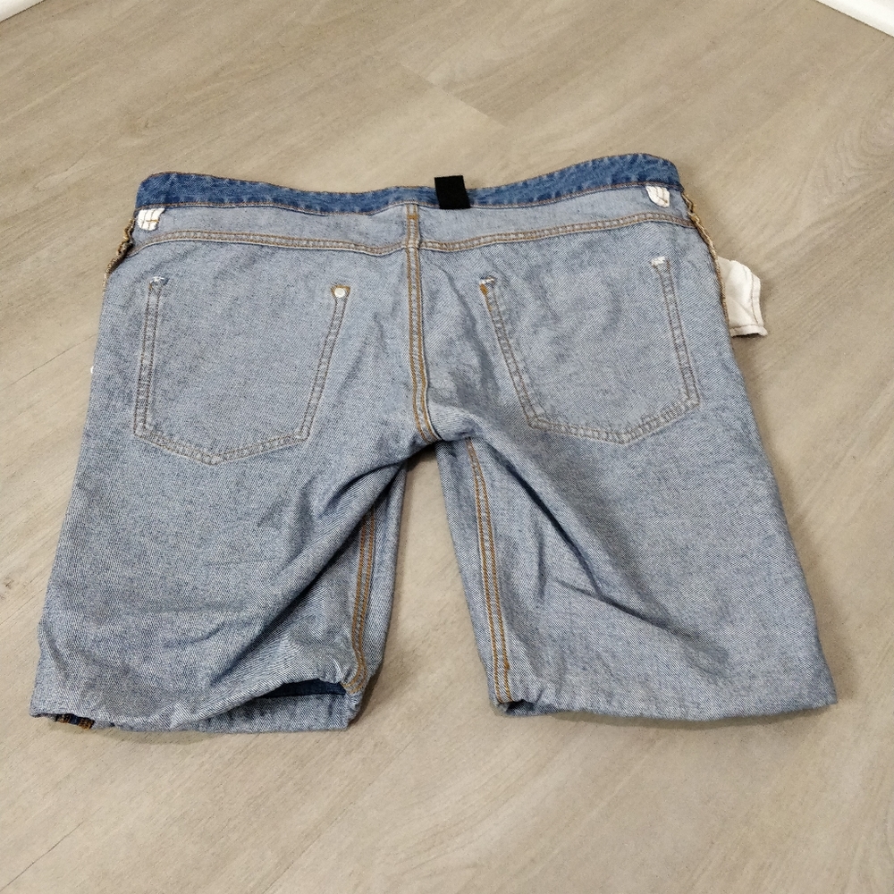 💯 Cotton Men's slim fit low waist blue jean shorts - Picture 10 of 13